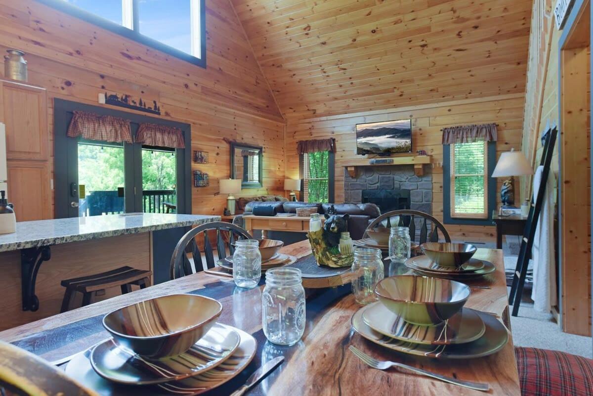 Ryes And Shine Bootlegger'S Cabin! Hot Tub* Pool* Arcade* Billiards *Ev * Pet Friendly Sevierville Εξωτερικό φωτογραφία