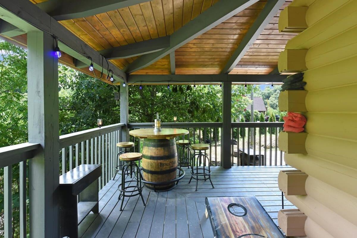Ryes And Shine Bootlegger'S Cabin! Hot Tub* Pool* Arcade* Billiards *Ev * Pet Friendly Sevierville Εξωτερικό φωτογραφία