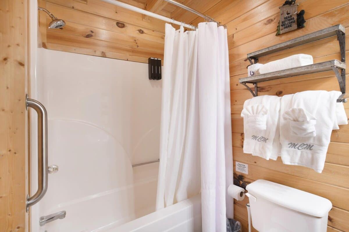 Ryes And Shine Bootlegger'S Cabin! Hot Tub* Pool* Arcade* Billiards *Ev * Pet Friendly Sevierville Εξωτερικό φωτογραφία