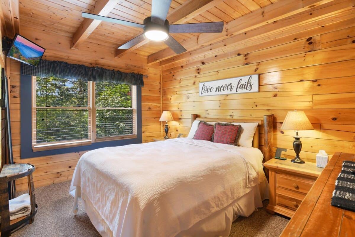 Ryes And Shine Bootlegger'S Cabin! Hot Tub* Pool* Arcade* Billiards *Ev * Pet Friendly Sevierville Εξωτερικό φωτογραφία