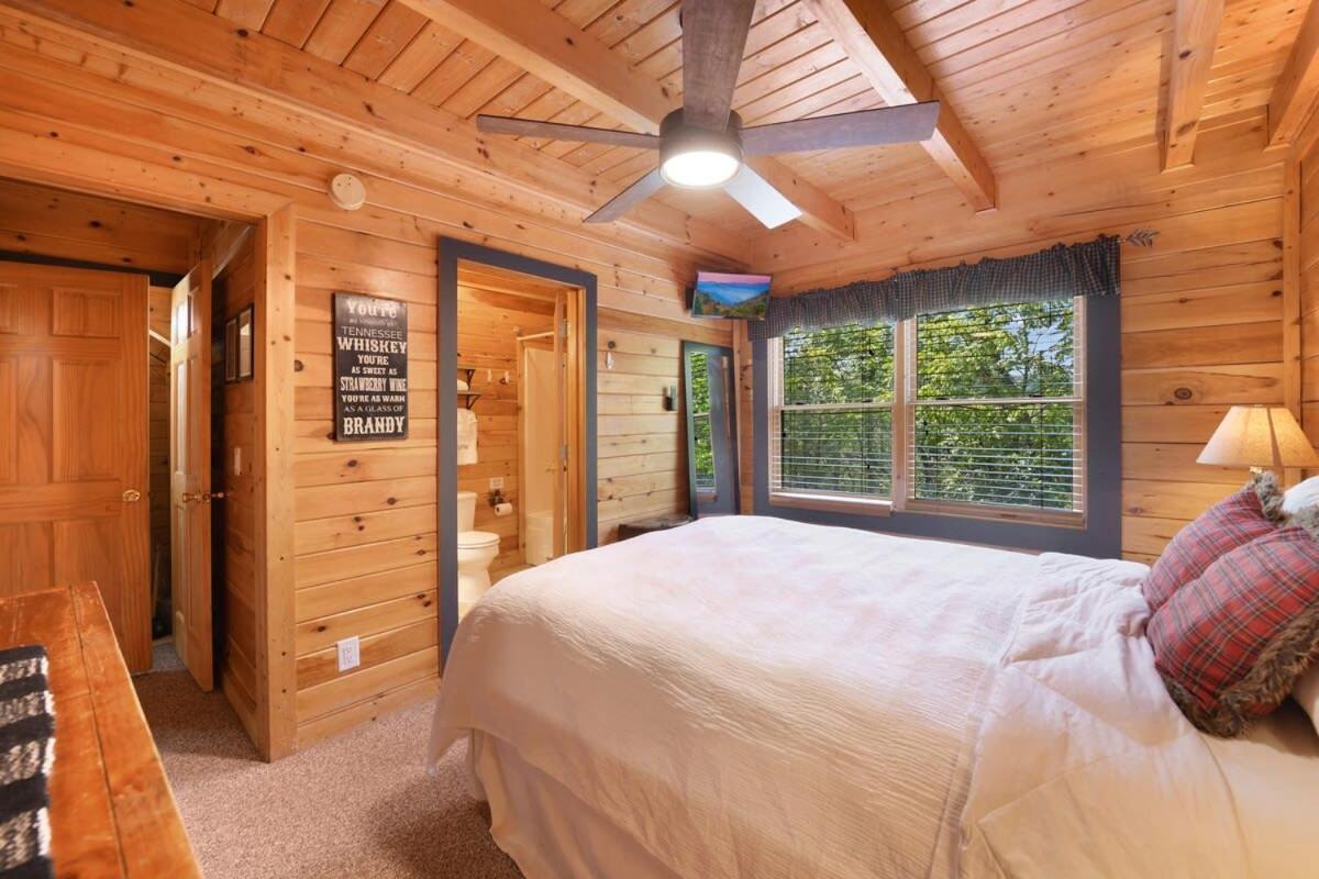 Ryes And Shine Bootlegger'S Cabin! Hot Tub* Pool* Arcade* Billiards *Ev * Pet Friendly Sevierville Εξωτερικό φωτογραφία
